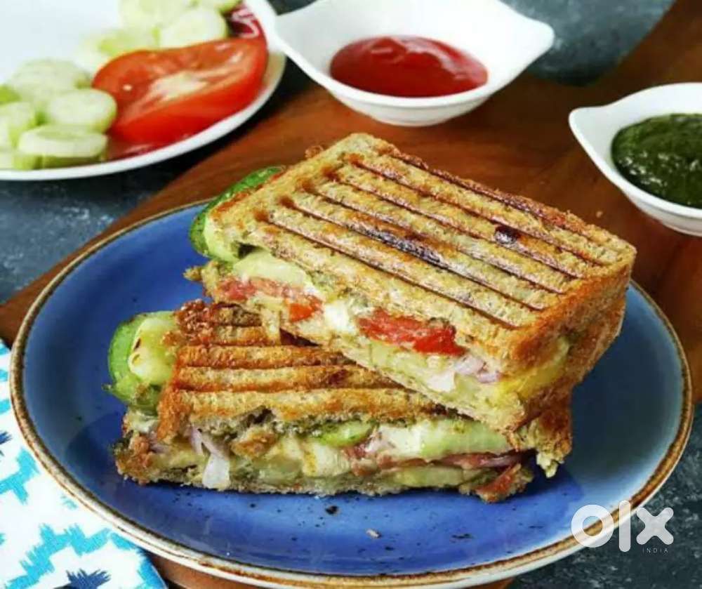 Sandwich banawale koi bi Male/female