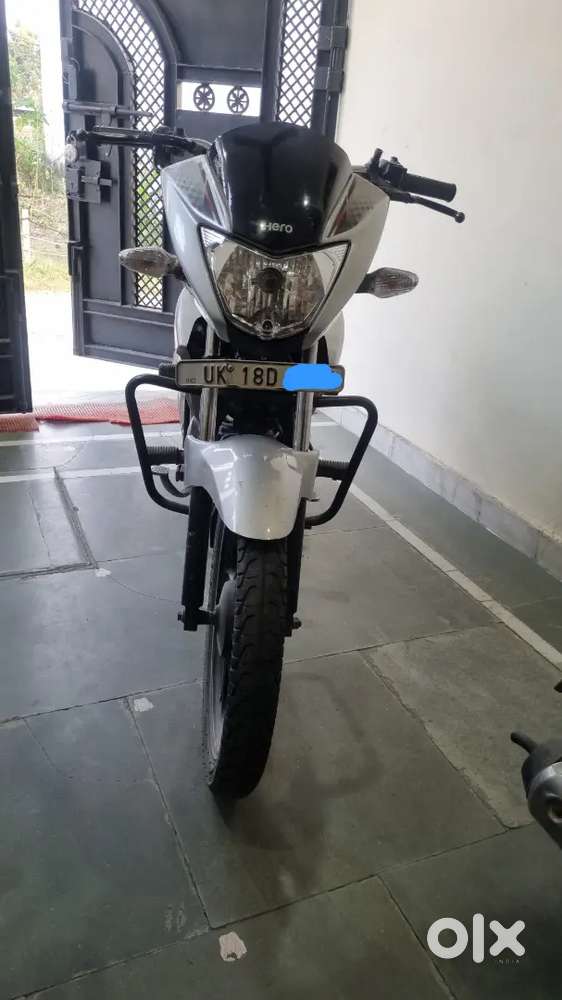 Hero Glamour 2016 Brand New Condition Less Driven