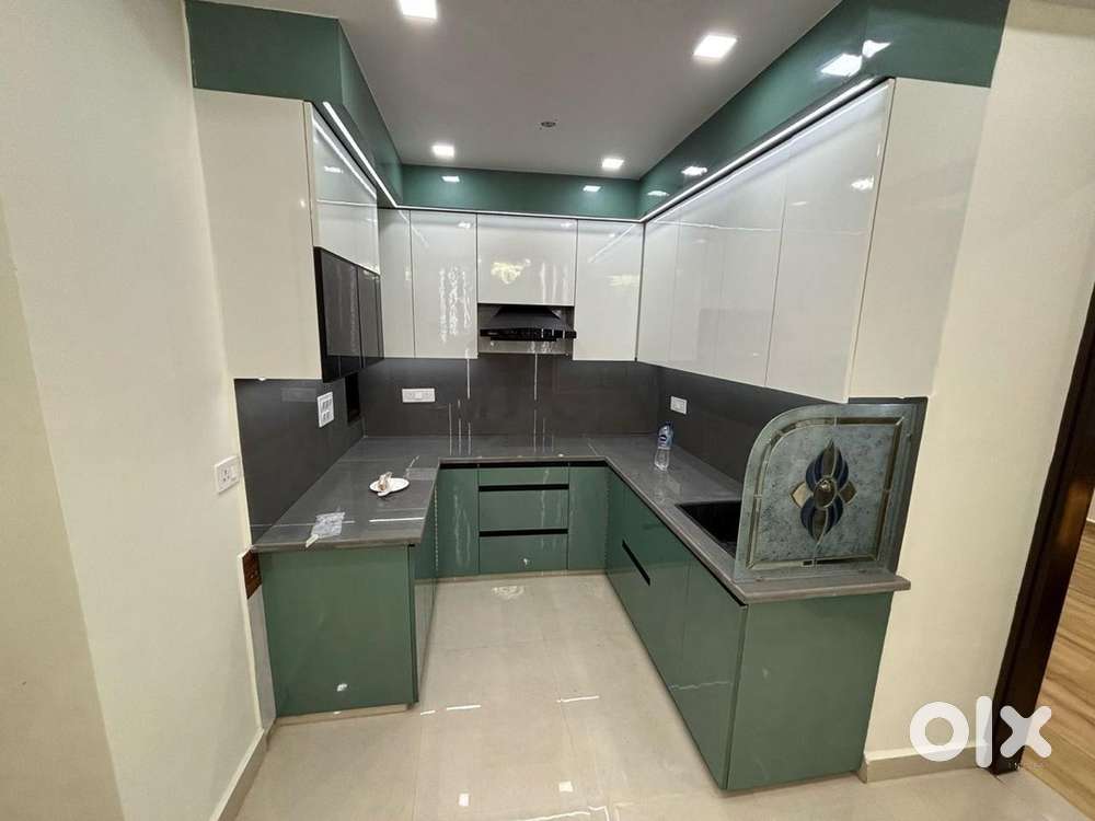 3 BHK semi furnished flat