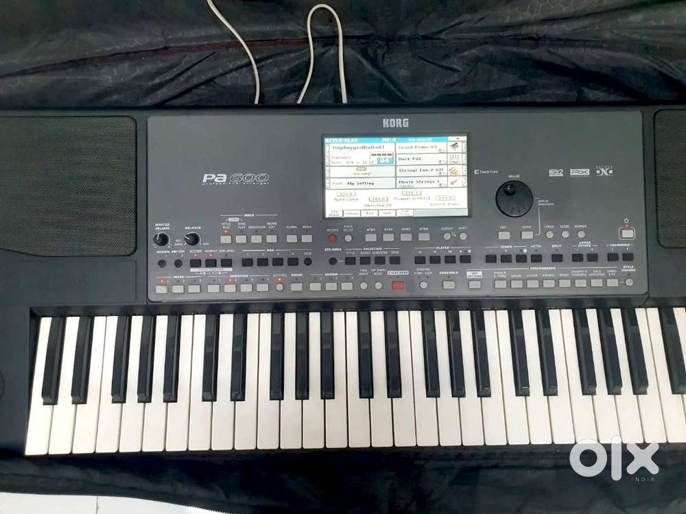 korg pa 600 excellent condition with 3 Indian Sets