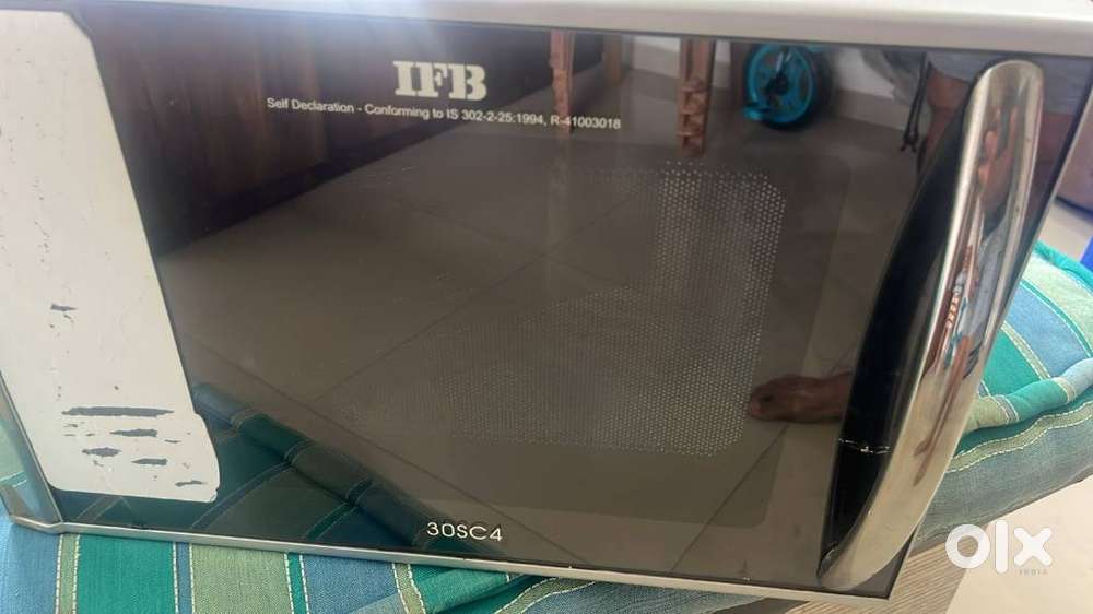Microwave Oven IFB model no 30SC4