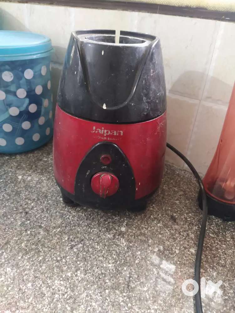 Old mixer with 3 jars, in running condition, is in use till now.