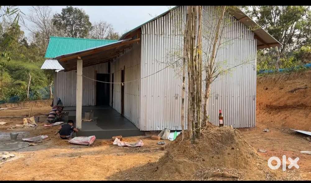 I am selling my House tin, wood, Pillar  do contact