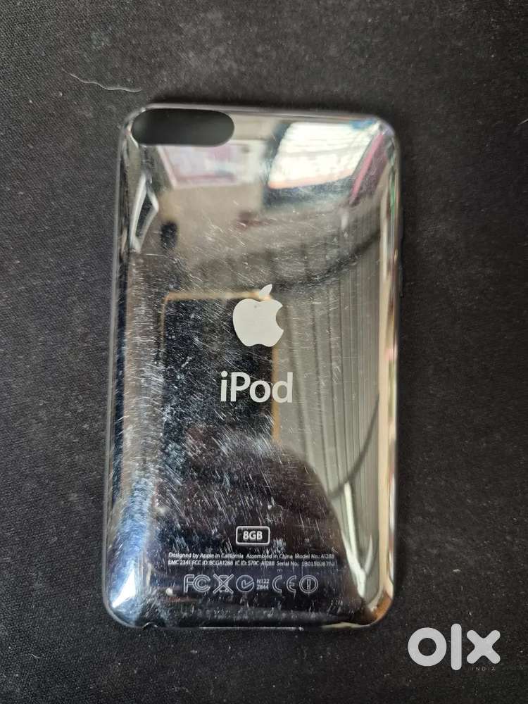 Apple ipod touch 3rd generation in mint condition