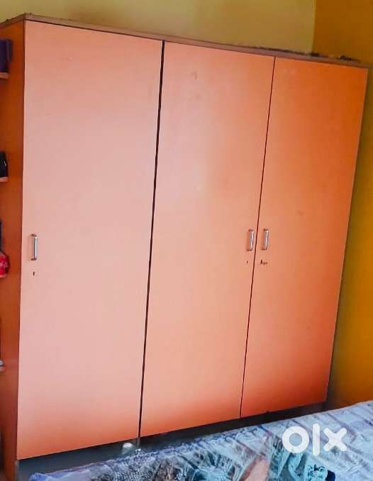 Plywood almira