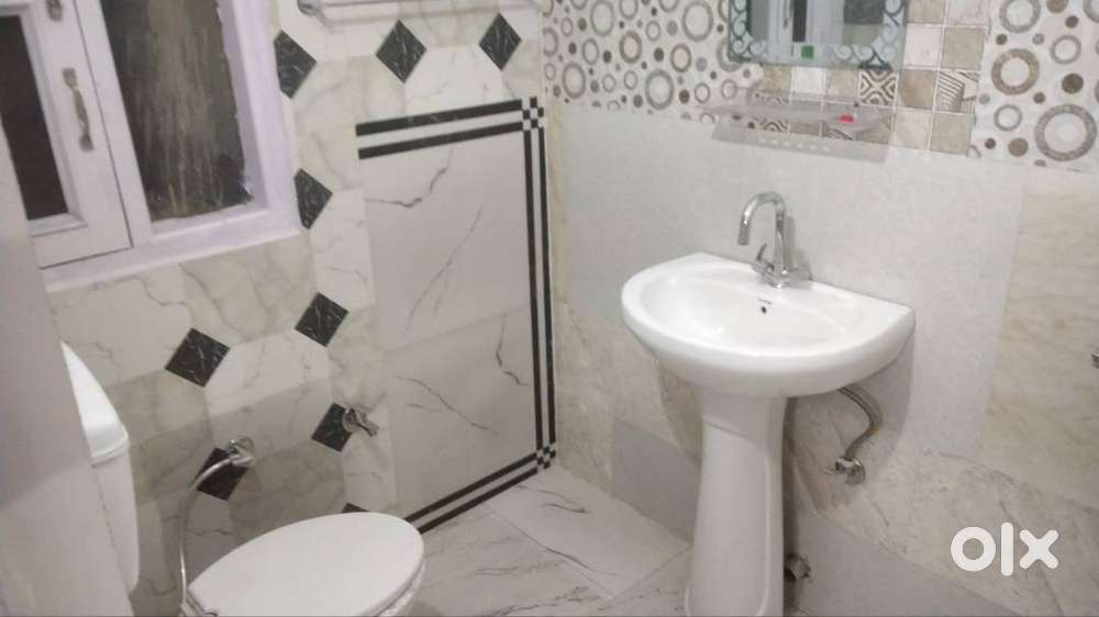 2bhk first floor available for rent
