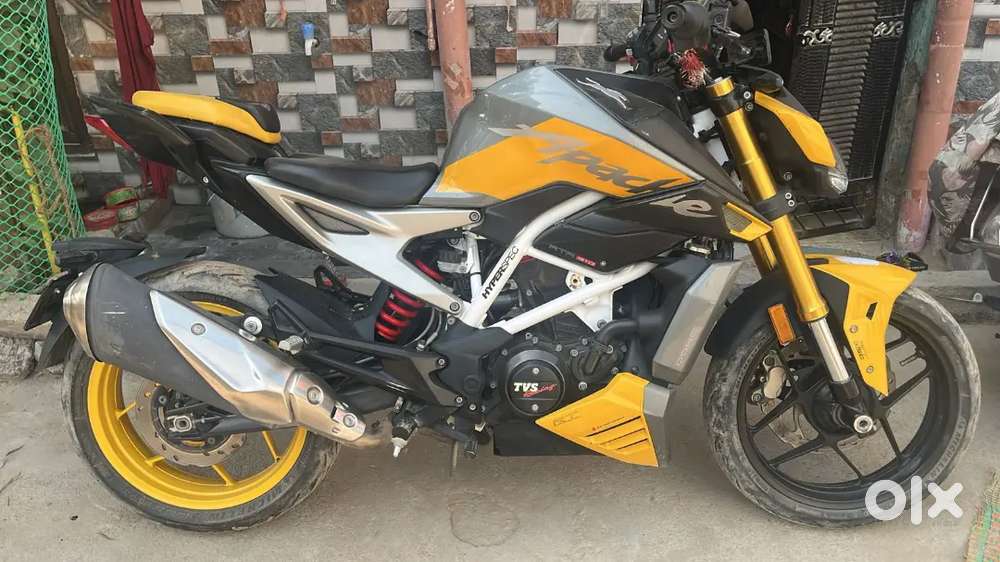 Apache RTR 310 Brand new condition 14 month old bike