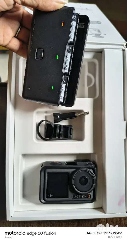 Dji action 3 only 1.5 year with box all accessories  ,pura new