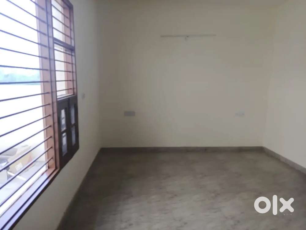 7 marla independent house for sale in sector 37 d