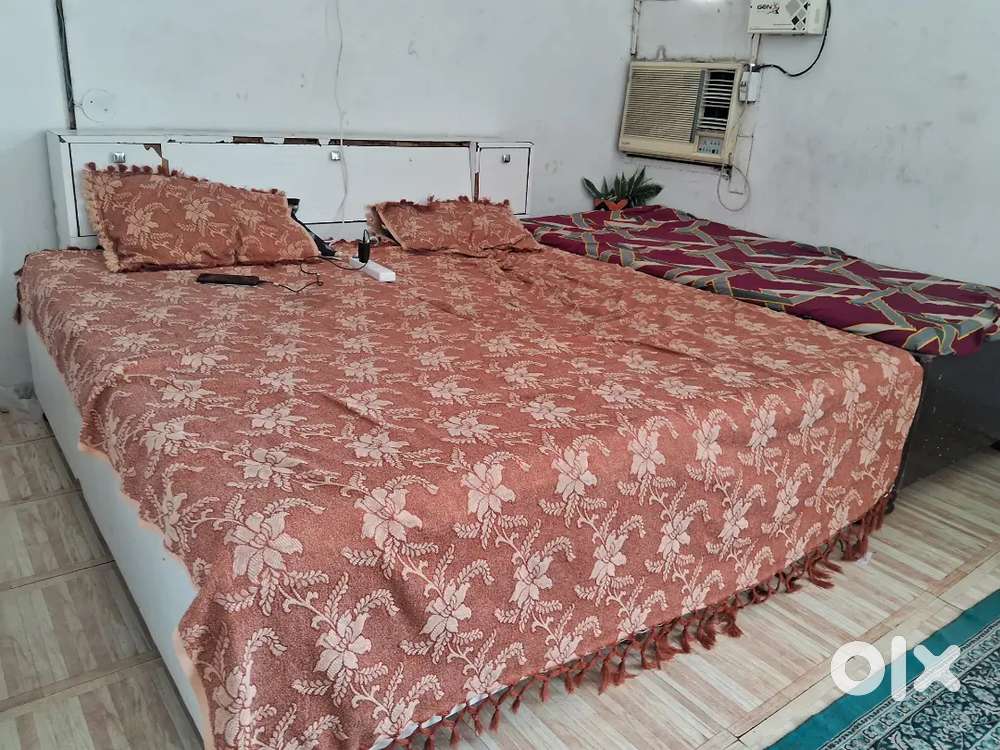 independent flat 1BHK with lobby,
