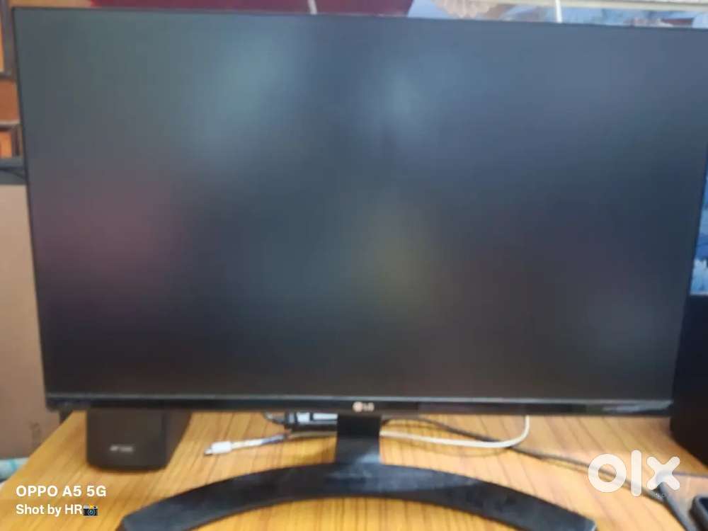 Lg 22MP68VQ IPS MONITOR -75Hz Free Sync, Like New Excellent Condition