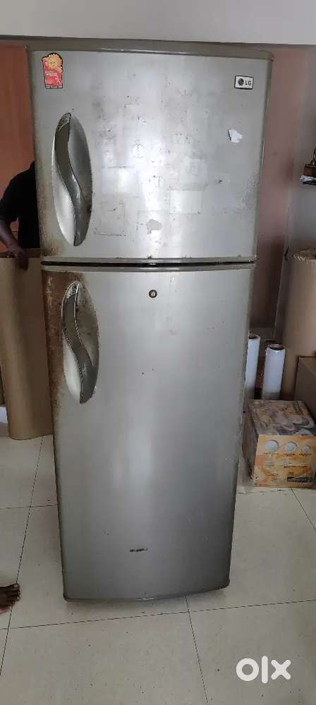 LG Refrigerator 350 ltrs