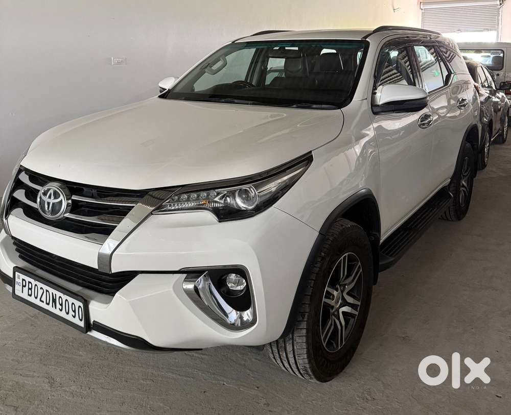 Toyota Fortuner 4X2 AT 2.8 Diesel, 2018, Diesel