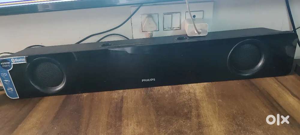 Soundbar with woffer