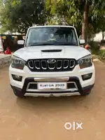 Mahindra Scorpio 2015 Diesel 97500 Km Driven