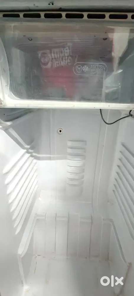 Single door refrigator