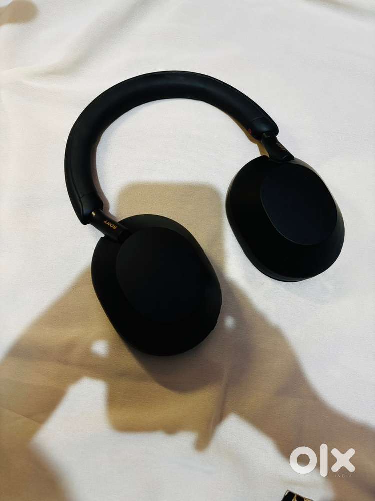 Sony xm5 Headphones