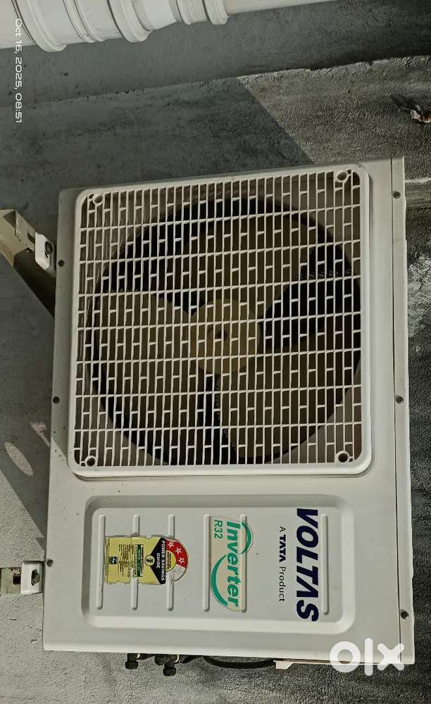 Voltas AC 1.2 Ton... Sparingly Used