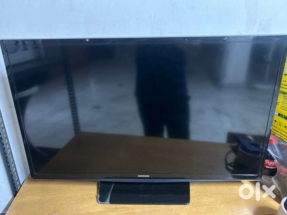 Samsung 32 inch LED TV