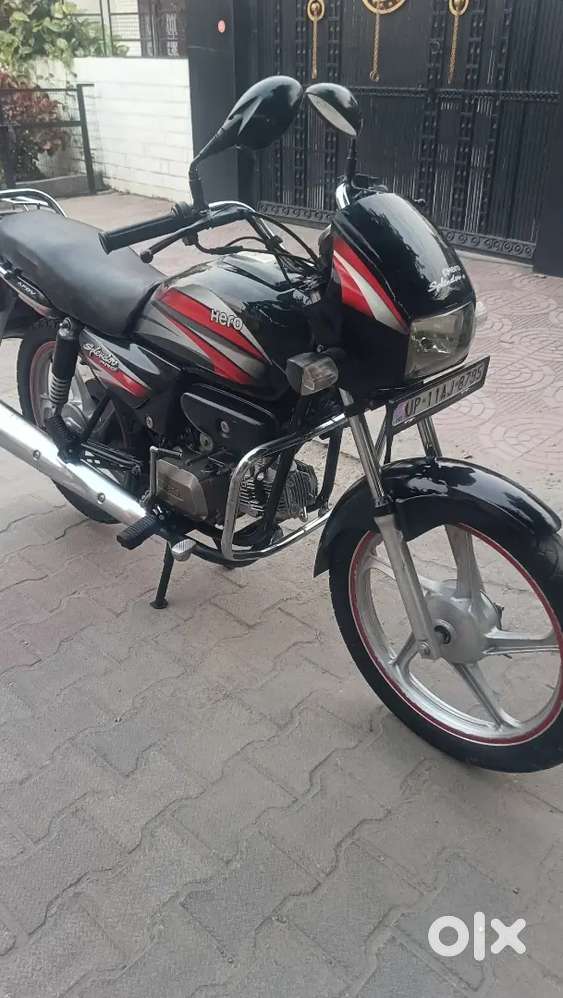 Splendor pro self start first owner showroom condition very nice bike