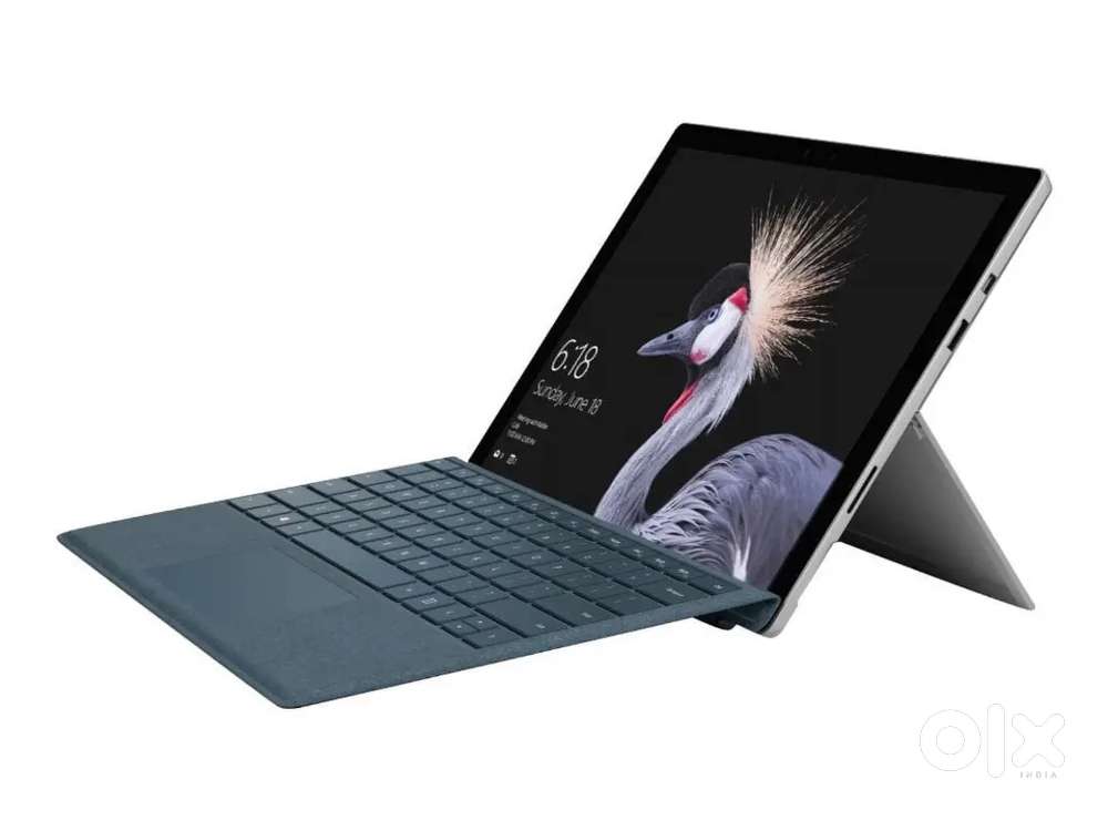 Microsoft Surface Pro 4 Brand new, i5 6th Gen 6300U - (8 GB /256 GB)