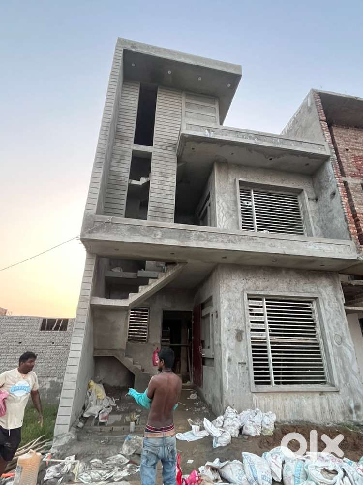 2.5 floor 4BHk luxury kothi