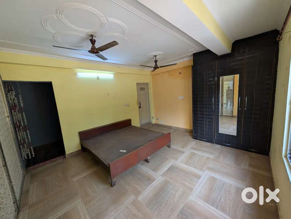 1bhk on rent in Nainital road prime location