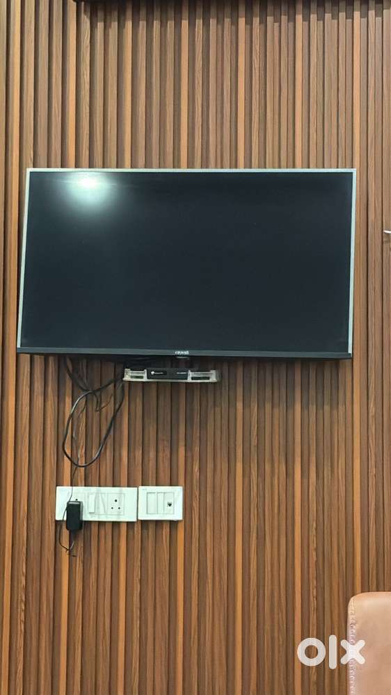 Croma 43inch led smart tv for sale