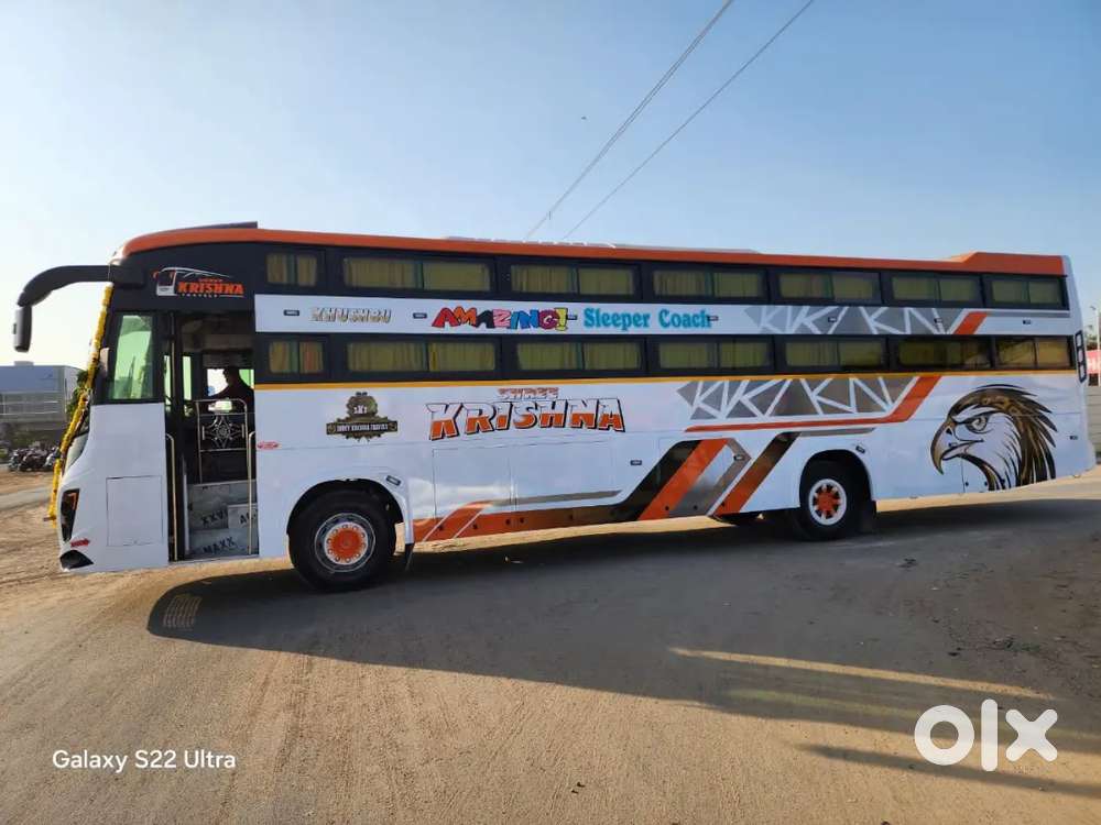 48 Sofa Sleeper with AC, sliding window