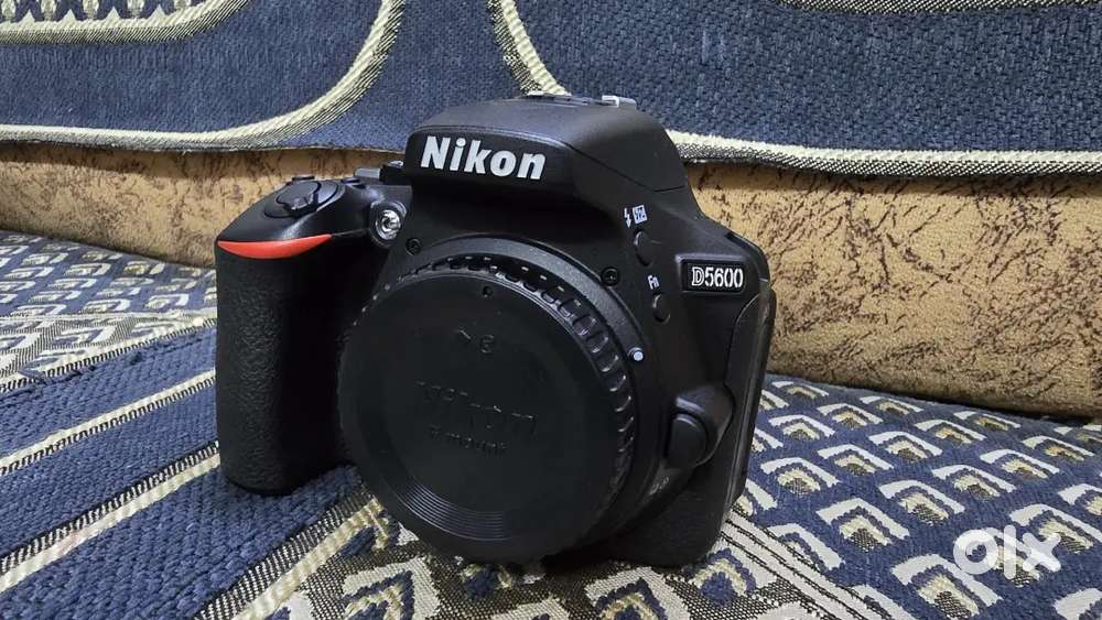 Nikon D5600 DSLR Camera with AF-P 18-55 mm + AF-P 70-300 mm VR Kit