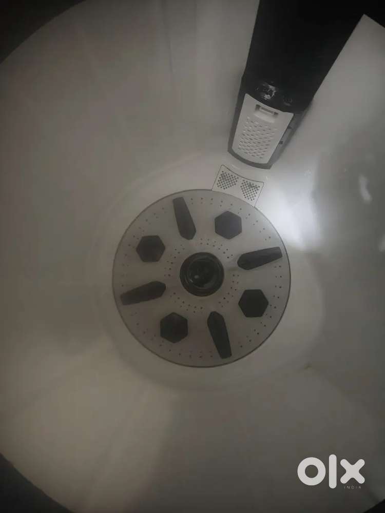 5 year purani h whirlpool ki 10 year warranty thi motor ki 5 abhi baki