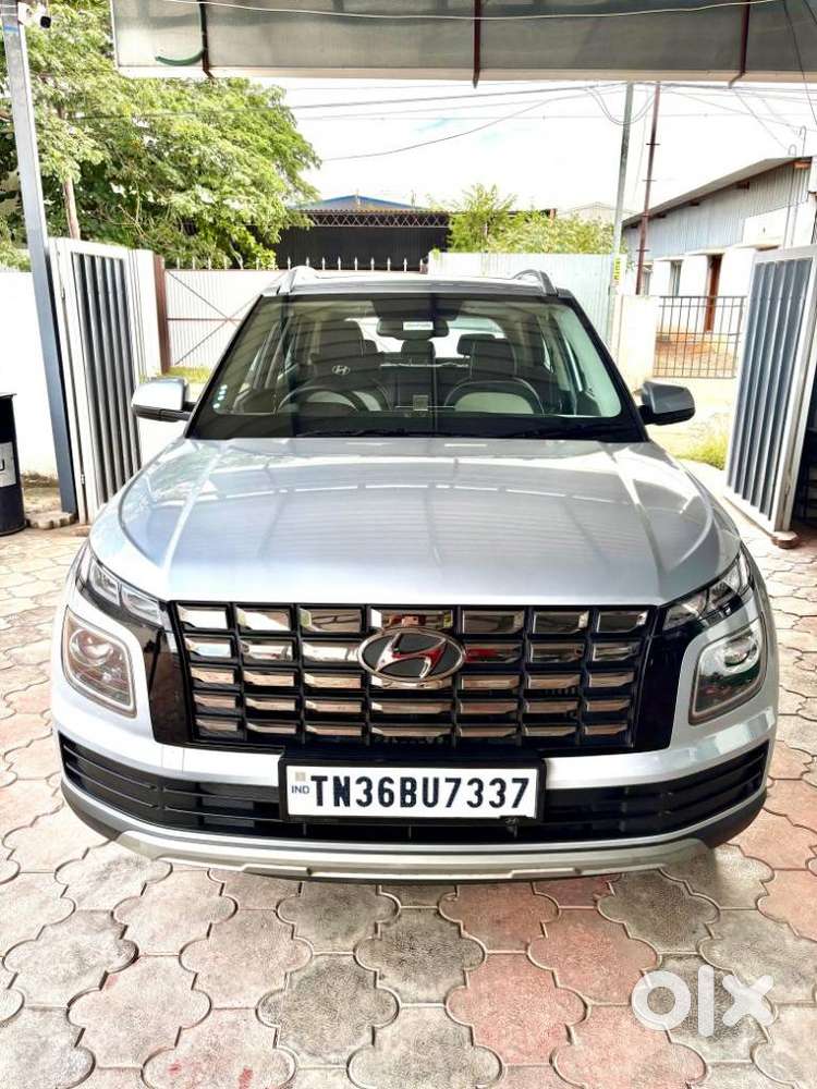 Hyundai Venue 1.0 SX (O) Turbo DCT, 2023, Petrol