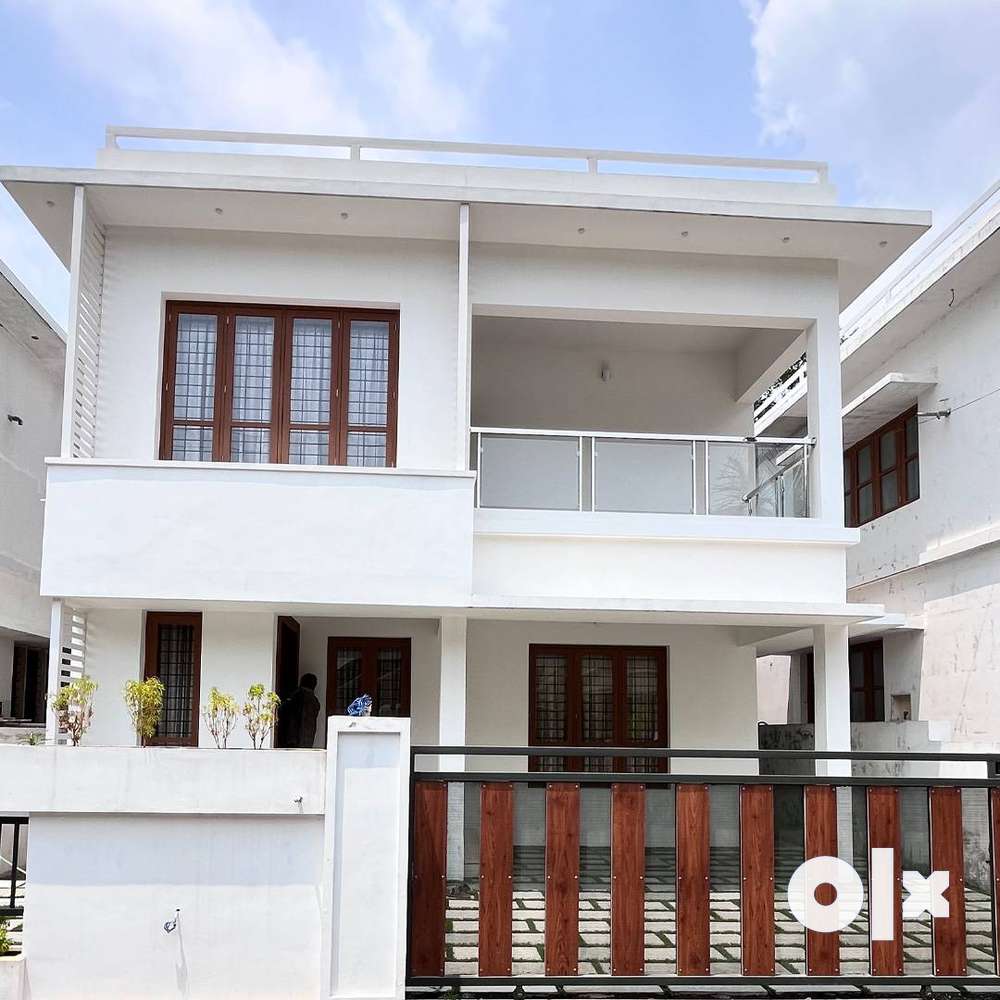 2169 Sqft 4 BHK Premium Villa for Sale at Thiruvankulam,Kochi
