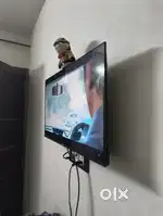 Xiaomi tv 32 inch 8 month old