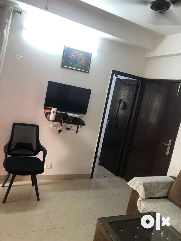 Fully Furnished flat available from Dec-8
