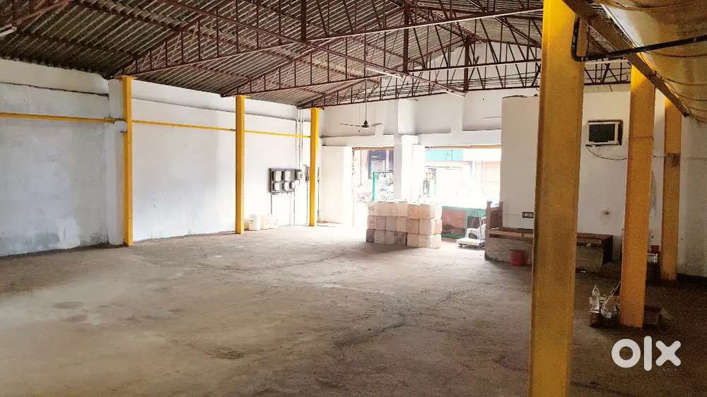 1800sq building in the heart of Thrissur city, for rent