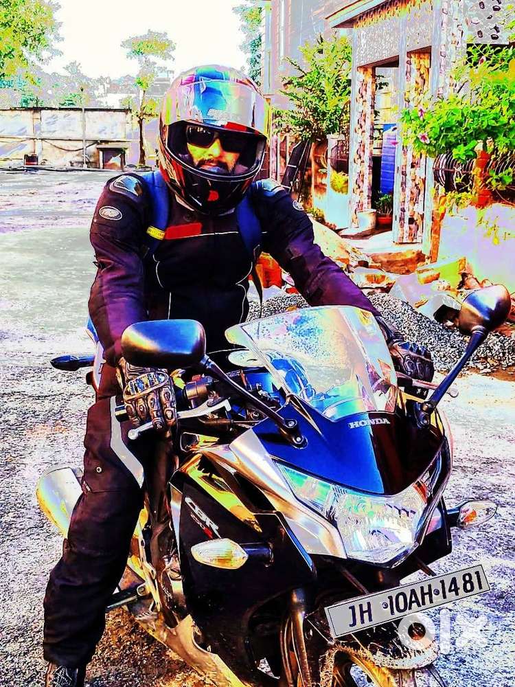 CBR 250R ABS in premium condition