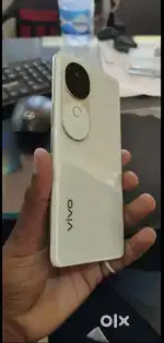 Vivo V40e 8/256  brand new condition 3 month use only