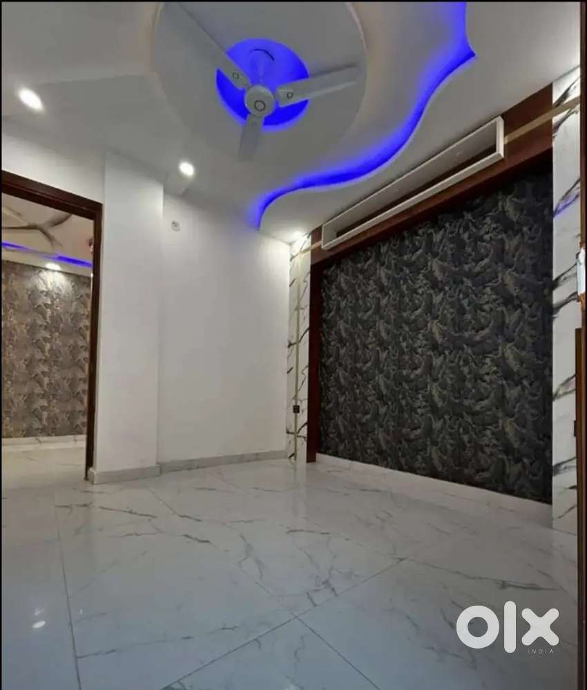 72गज 2bhk विकास पूरी के पास मात्र 33लाख