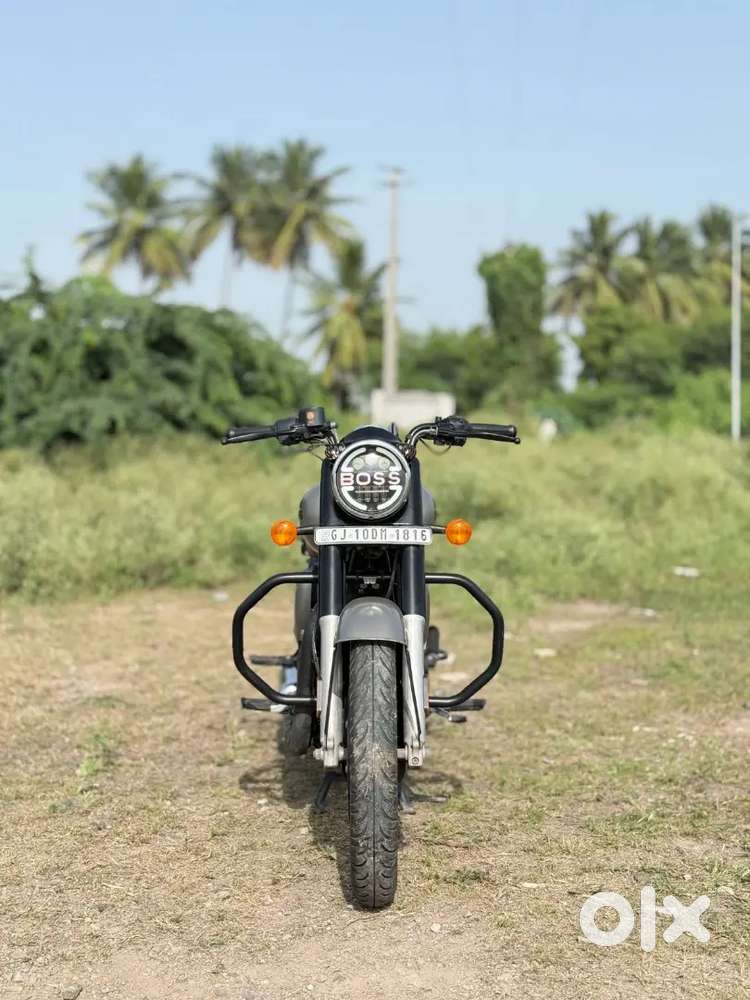 Royal Enfield classic  350cc 2022 model