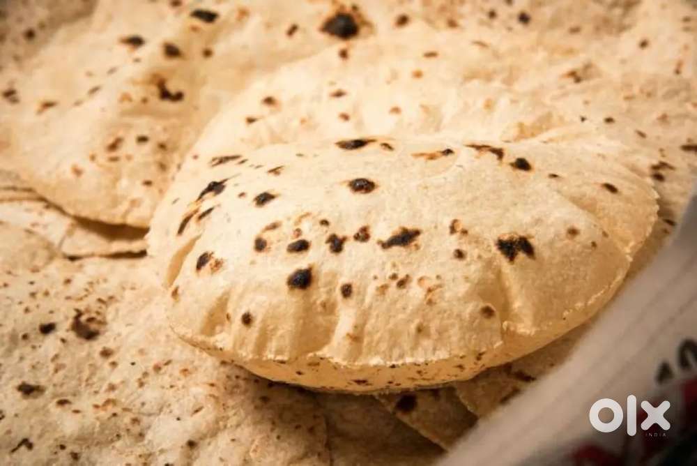 घर मे दोनों टाइम रोटी बनाने के लिए नौकर की ज़रूरत हैं