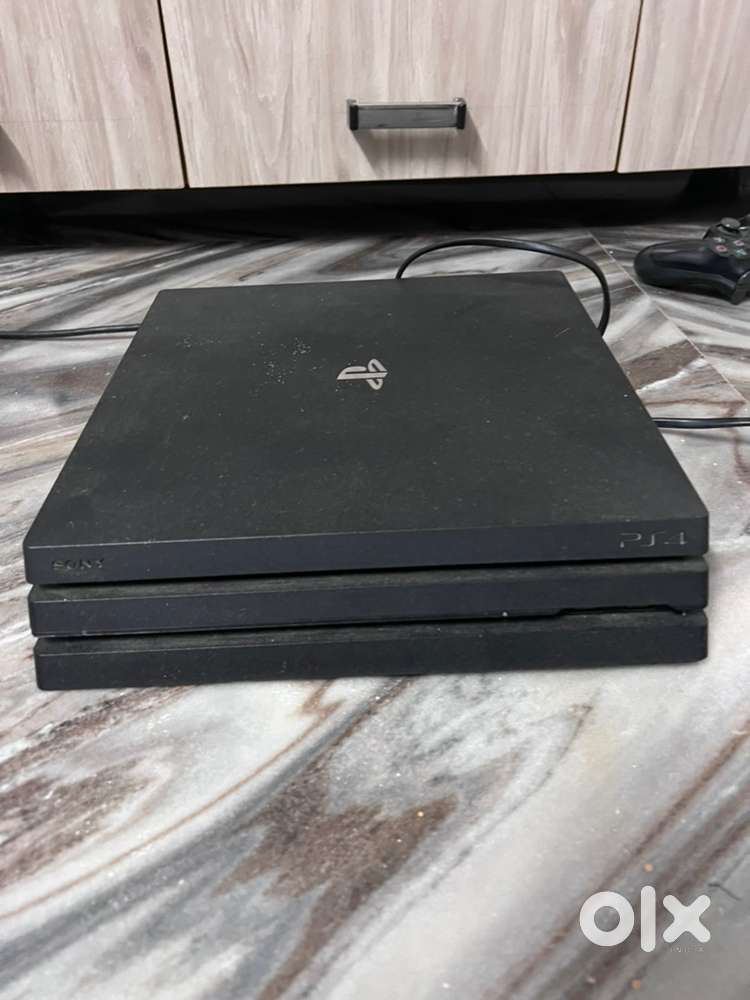 Ps4 pro with joystick