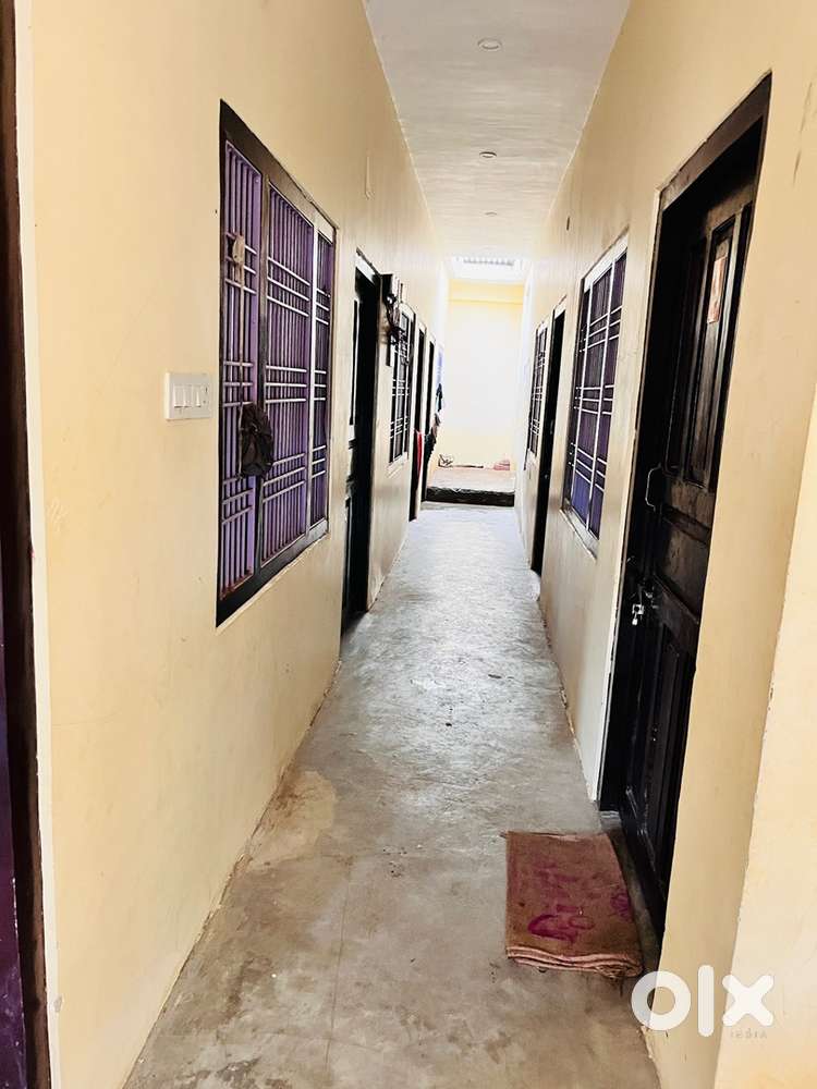 Room Are Available For Girls . Fan+Bed+Almira.