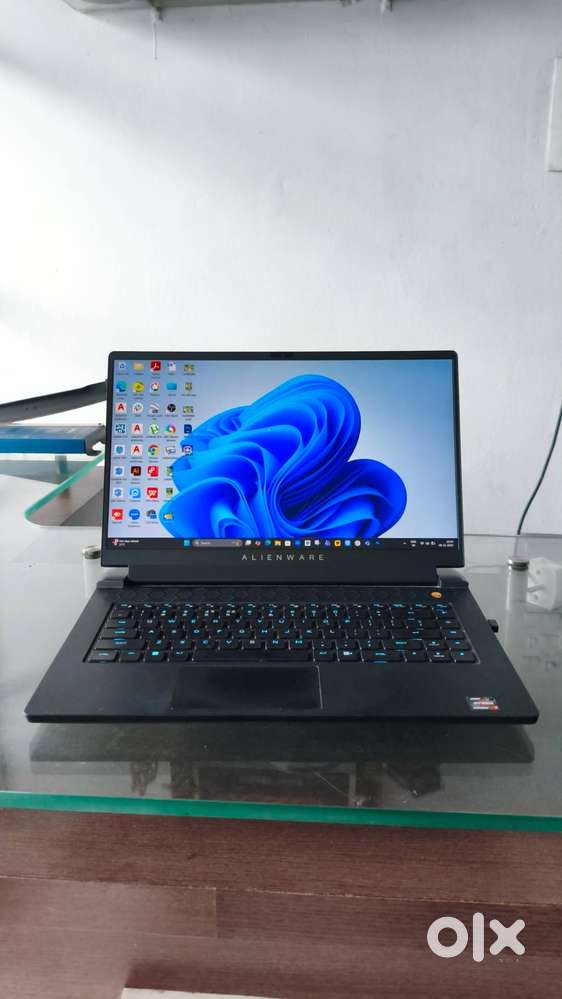 DELL Alienware AMD Ryzen 7 6800H GAMING & EDITING LAPTOP