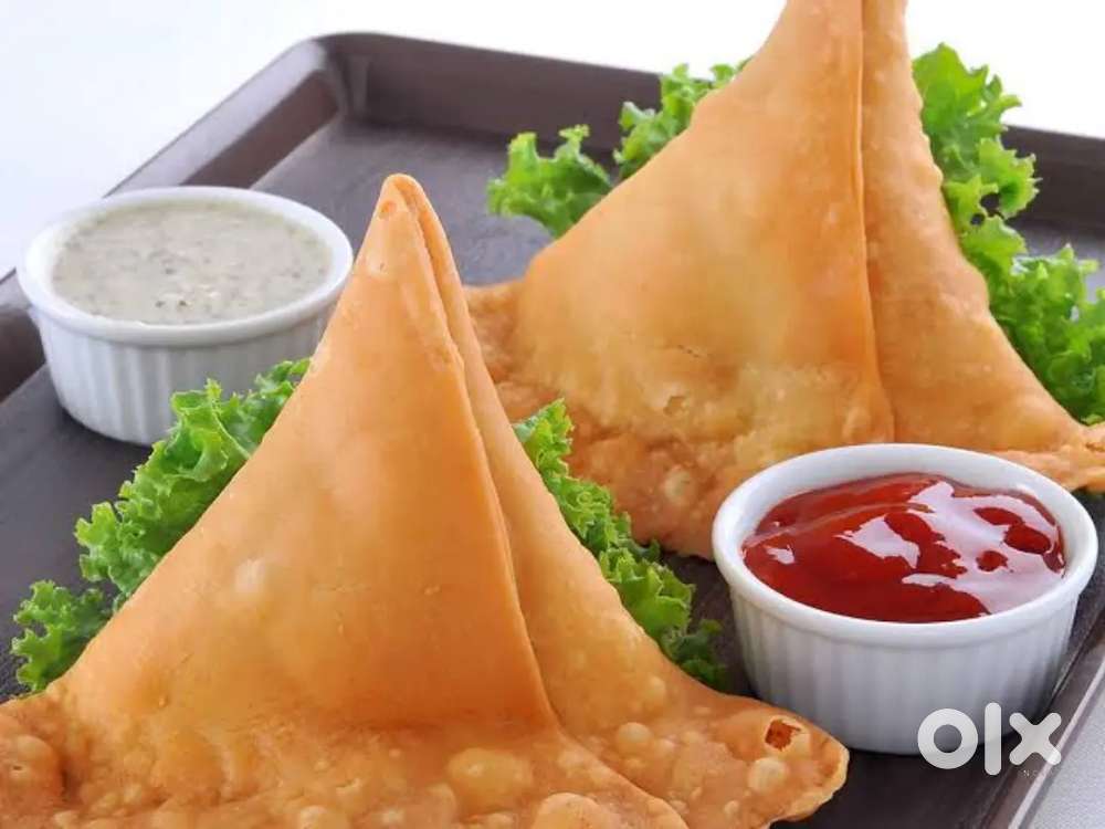 Momos and Samosa Available For restaurants, Cafe and Parties