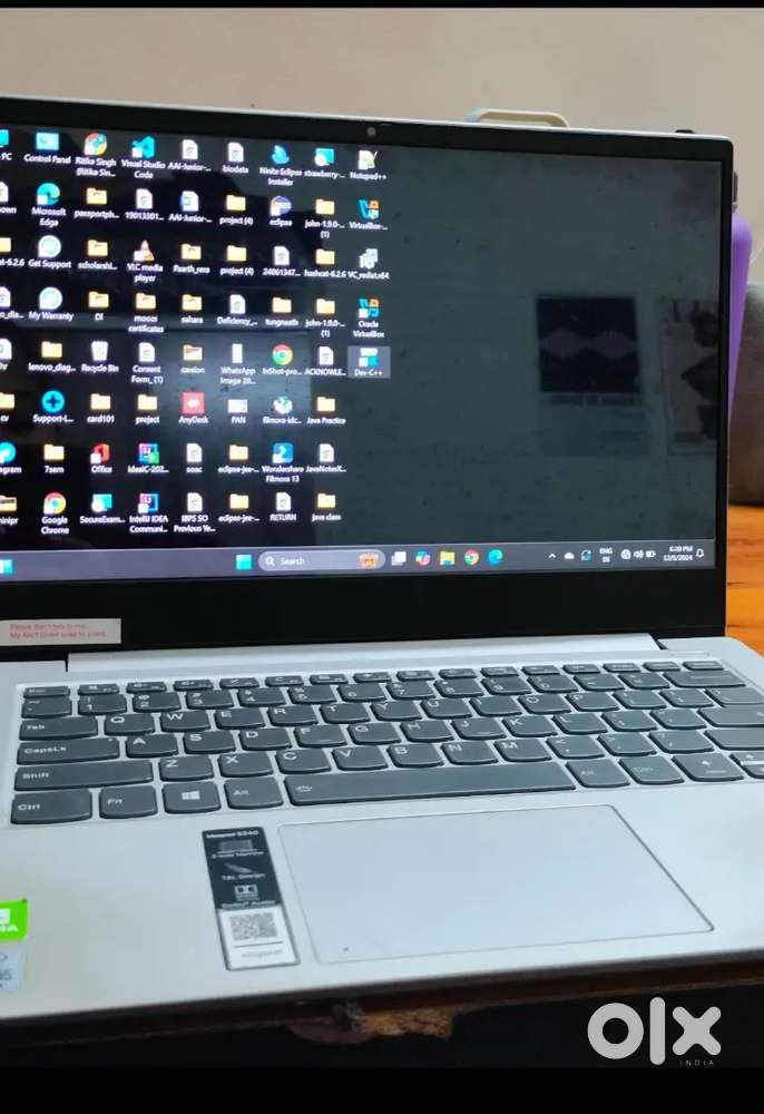 Laptop Lenovo IdeaPad s340 Intelcore I5 10th genration windows 11
