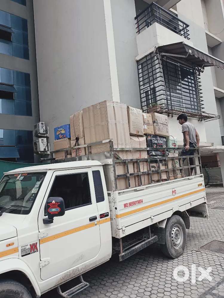 LogiXpress: Fast, Safe & Reliable Logistics Solutions