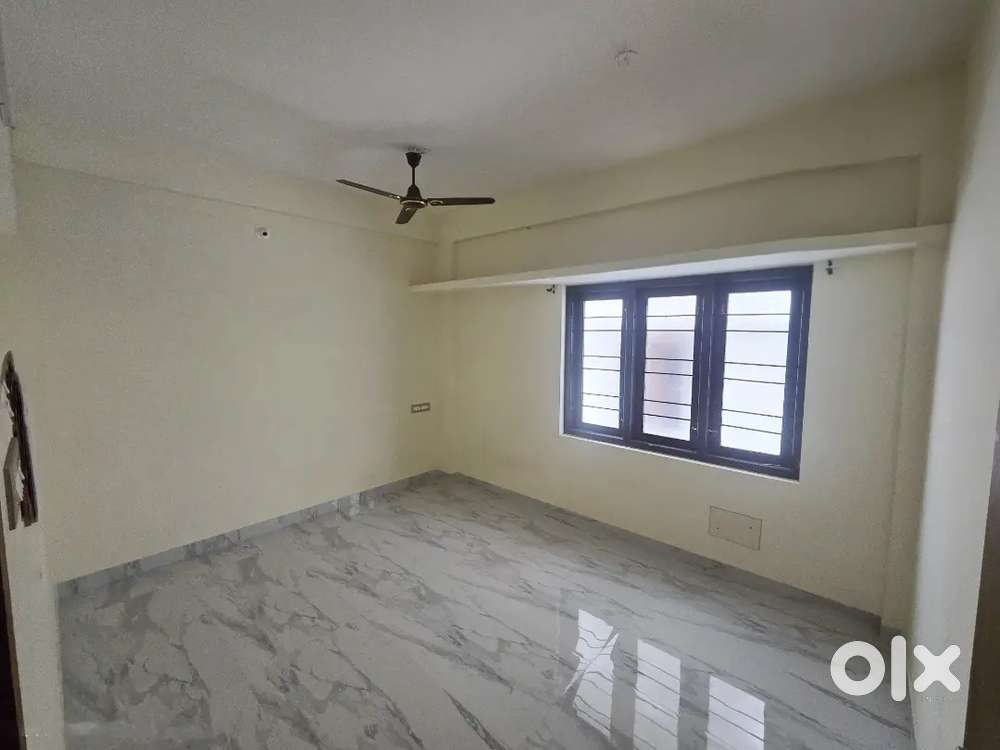 Looking for flatmate