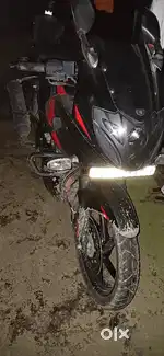Pulsar 220