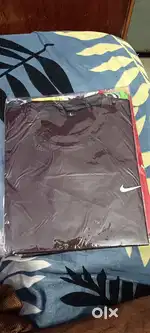 Round neck 5 tshirt